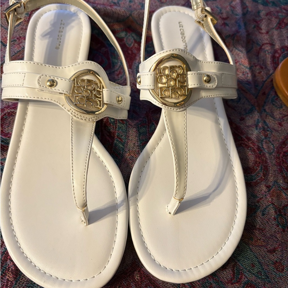 Liz Claiborne White Sandals Classic T-Strap Design